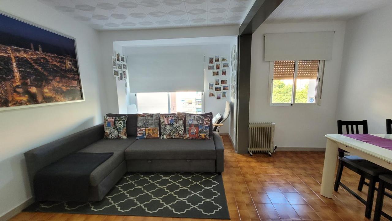 Apartaments B O D Collblanc Οσπιταλέτ ντε Λιοβρεγάτ Εξωτερικό φωτογραφία