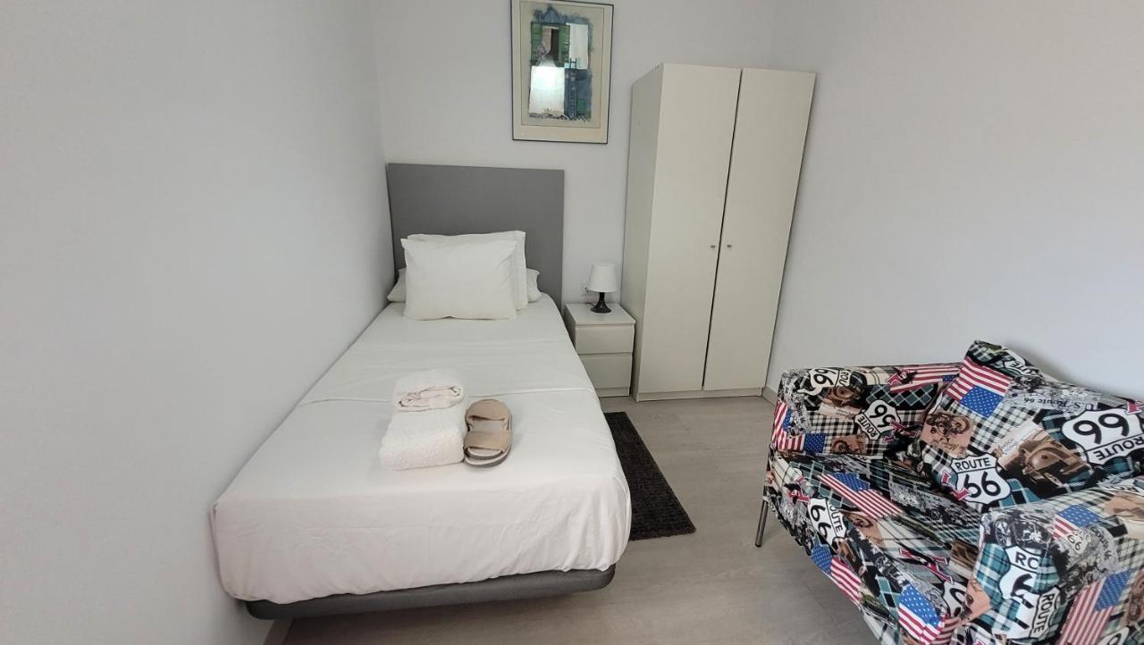 Apartaments B O D Collblanc Οσπιταλέτ ντε Λιοβρεγάτ Εξωτερικό φωτογραφία