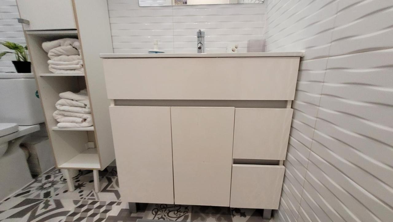 Apartaments B O D Collblanc Οσπιταλέτ ντε Λιοβρεγάτ Εξωτερικό φωτογραφία