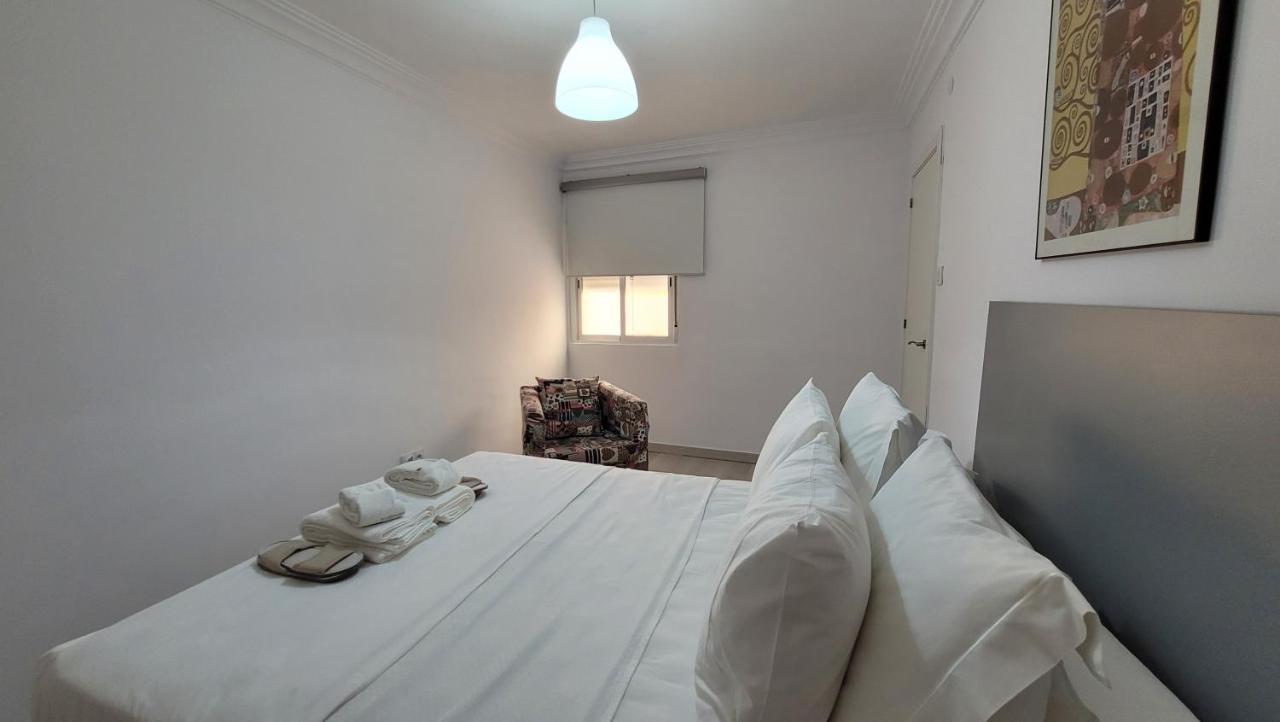 Apartaments B O D Collblanc Οσπιταλέτ ντε Λιοβρεγάτ Εξωτερικό φωτογραφία