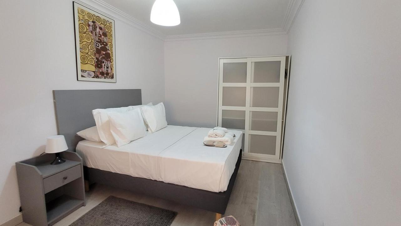 Apartaments B O D Collblanc Οσπιταλέτ ντε Λιοβρεγάτ Εξωτερικό φωτογραφία